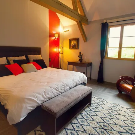 Le Clos Des Montants Bed & Breakfast