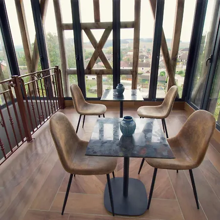 Le Clos Des Montants فندق مبيت وإفطار 3*