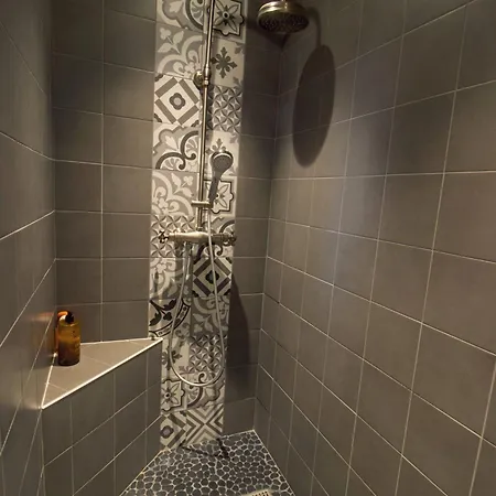 Le Clos Des Montants 3*