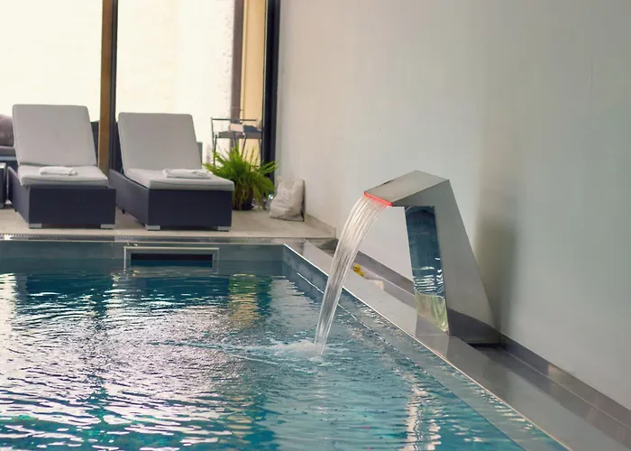 Le Clos Des Montants Bed & Breakfast 3*